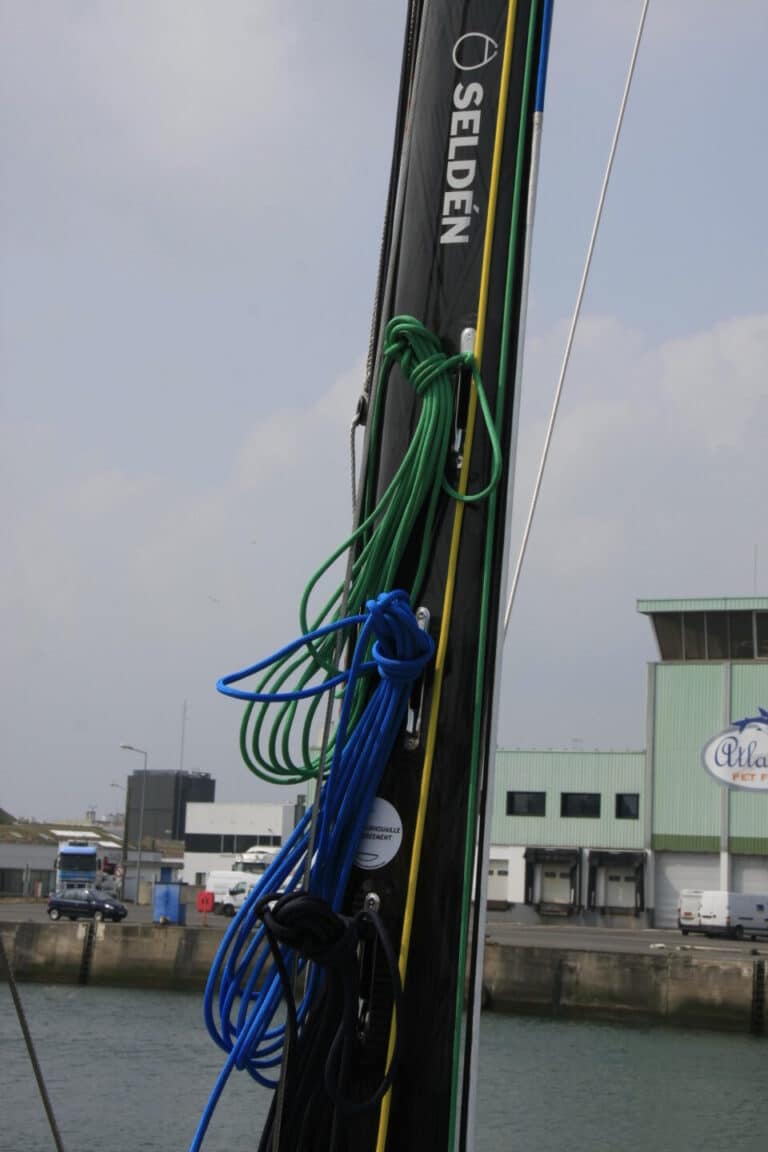 Cornouaille greement mats accastillages1 - Concarneau Port la Forêt